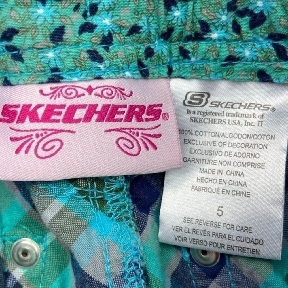 Skechers girl size